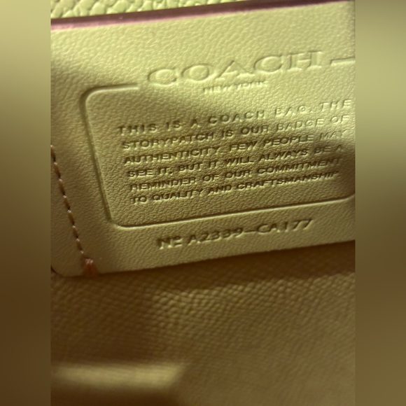 Coach Mollie Bucket Bag 22 Fuschia/Pink - Picture 5 of 7